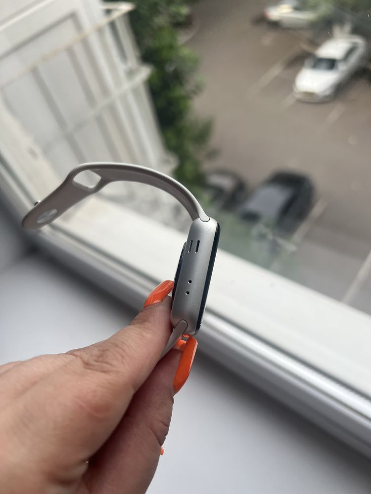 Продам Apple watch 3 42 mm
