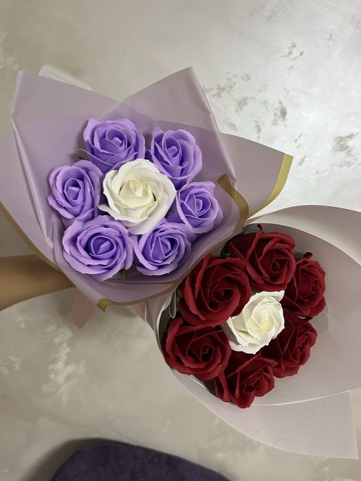 Buchet de 7 trandafiri din sapun