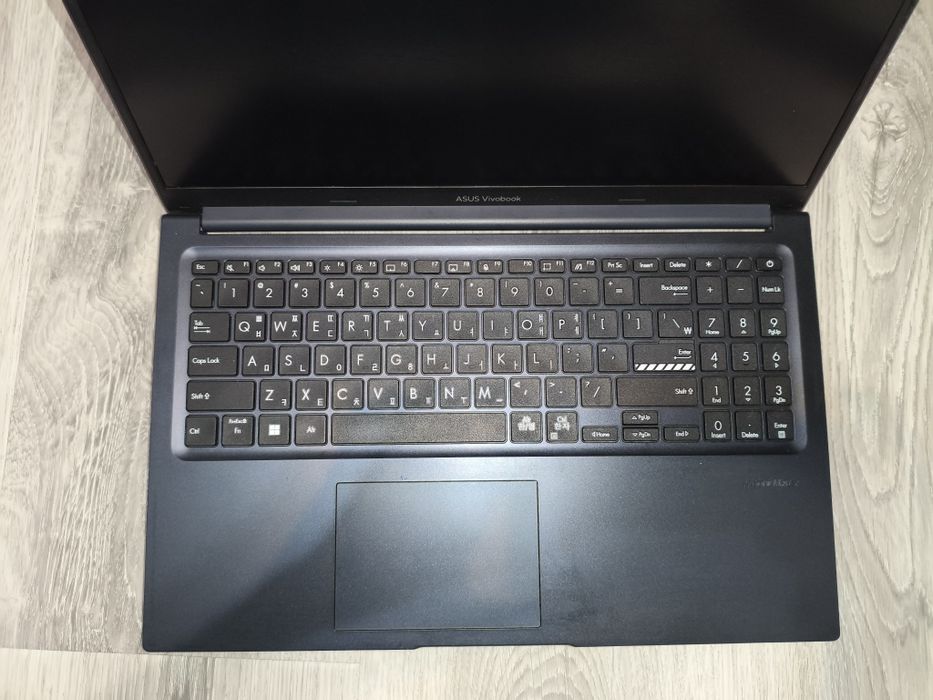 Продаю Asus vivobook 15 m1502q