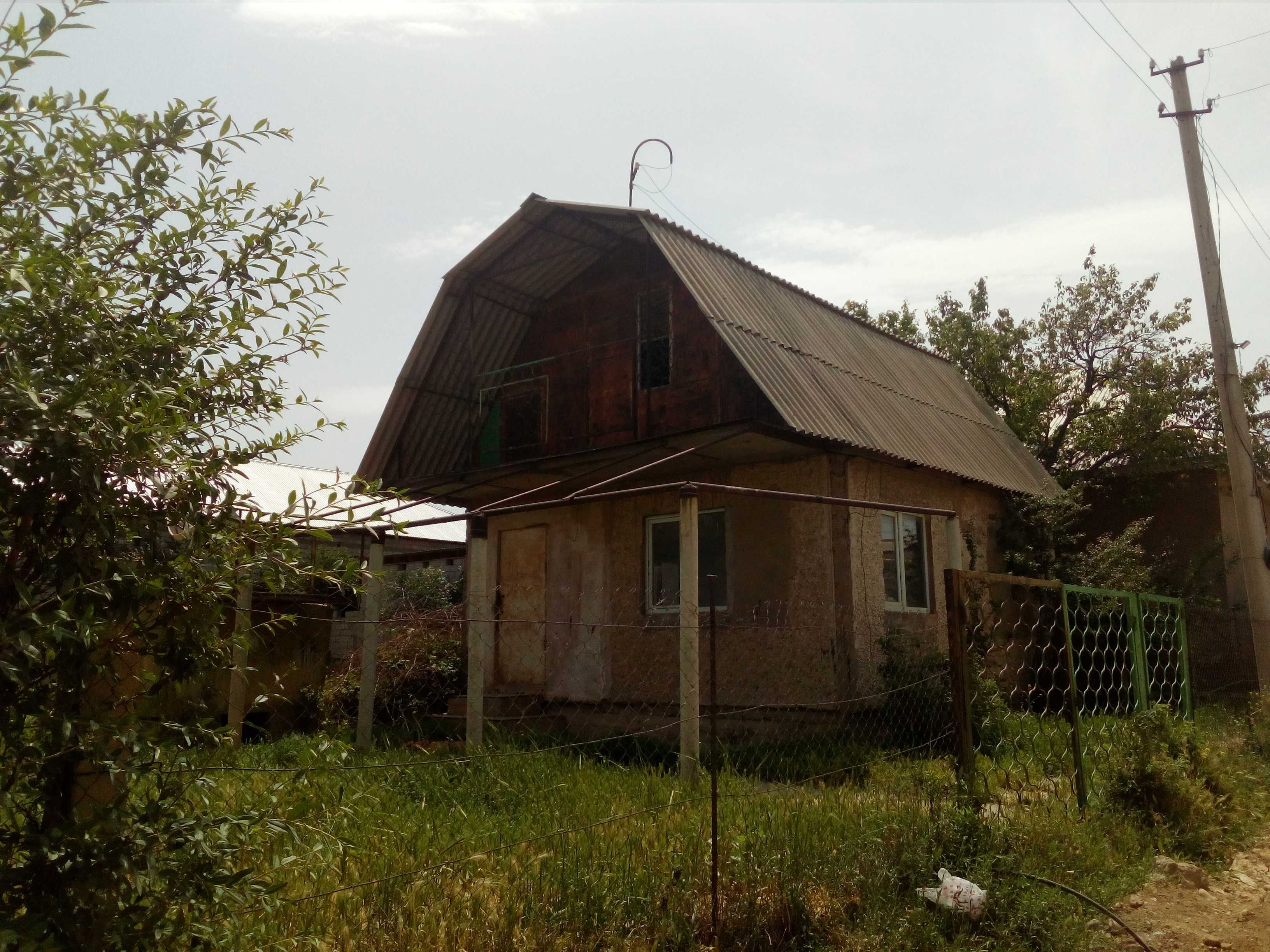 Продается земельный участок с домом
