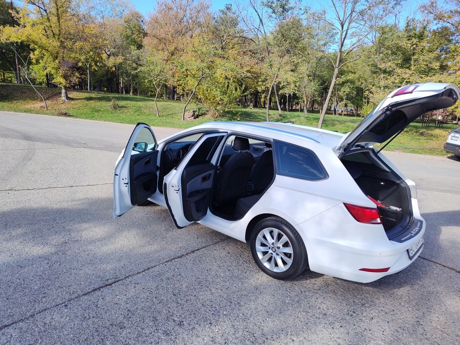 Vând Seat Leon Sportstourer