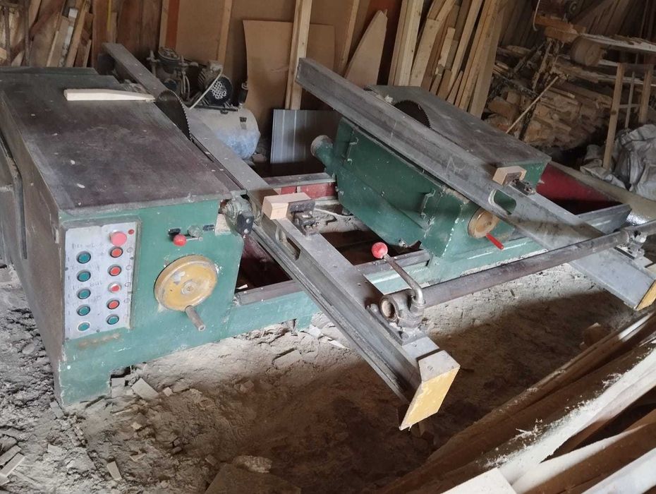 Utilaj tamplarie-Circular cu masa mobila