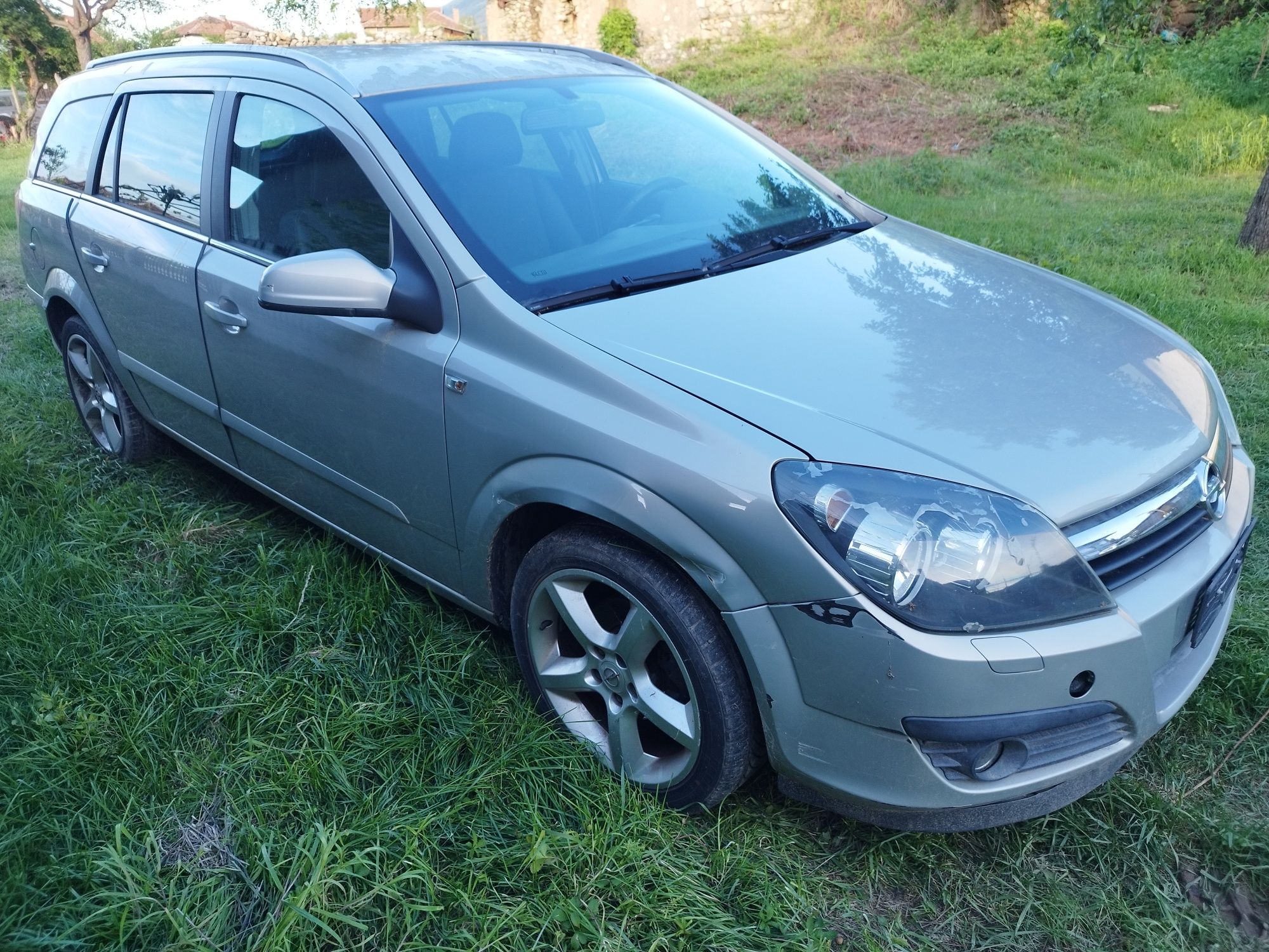 Opel Astra H 1.7 CDTI на части 101 коня