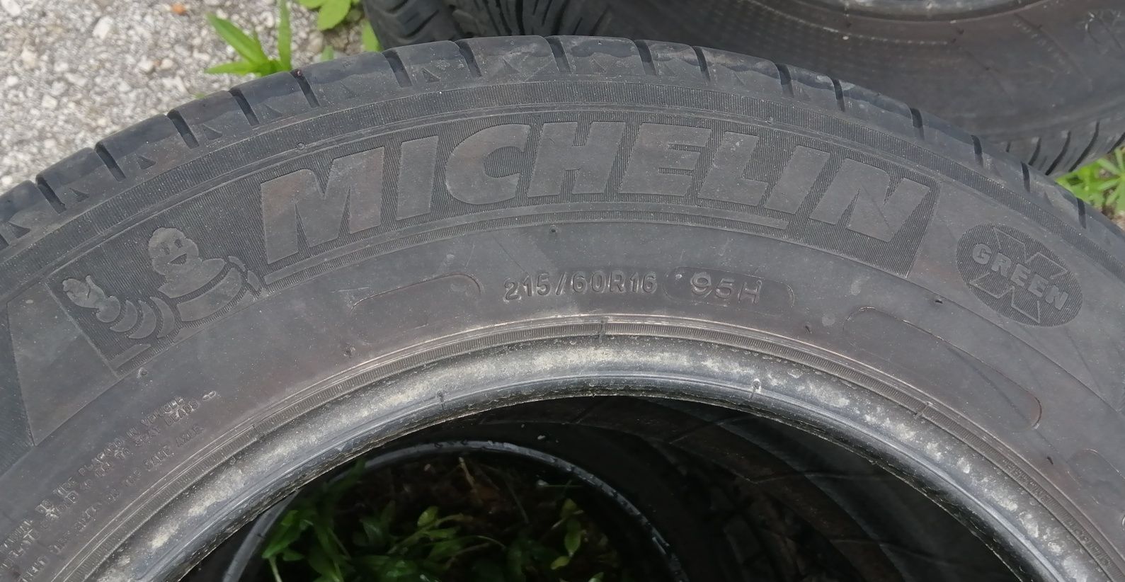 Гуми 215 60 16 Мишелин Michelin 4 броя. Нов внос. Не са нови. Гаранция