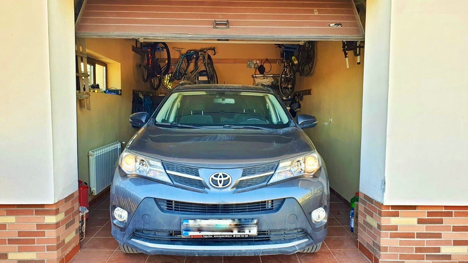 Vând Toyota RAV 4 , 2014 , 4x4 , automată , unic proprietar