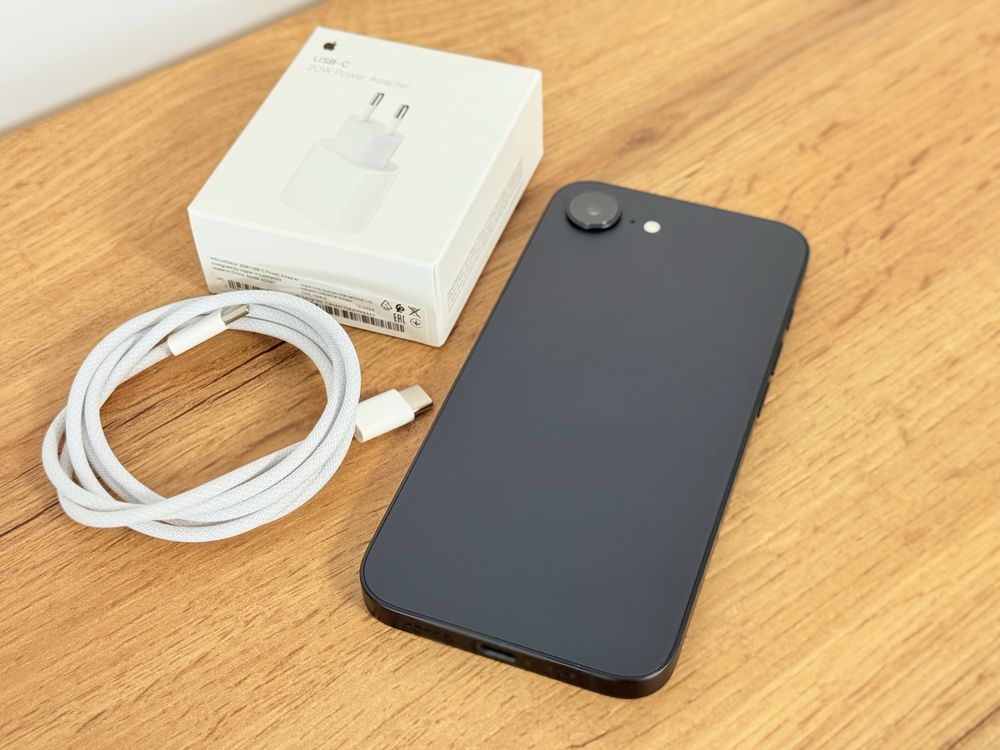 iPhone 16e 26 зареждания!!!