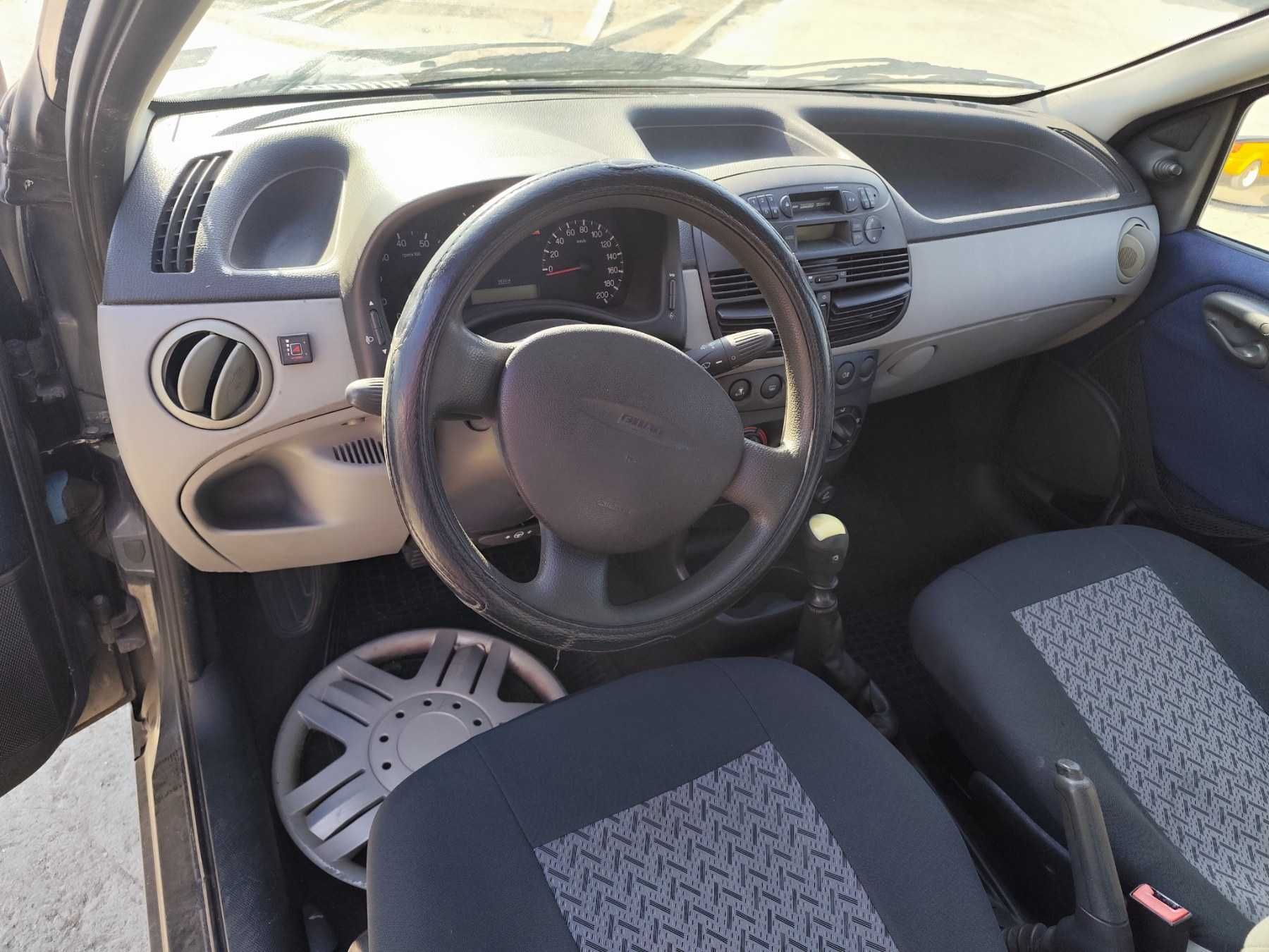 Fiat Punto 1.2 - 60 к.с - 2000г. на части