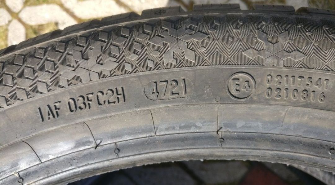 Continental 255/40 R21 T XL (1бр) зимна