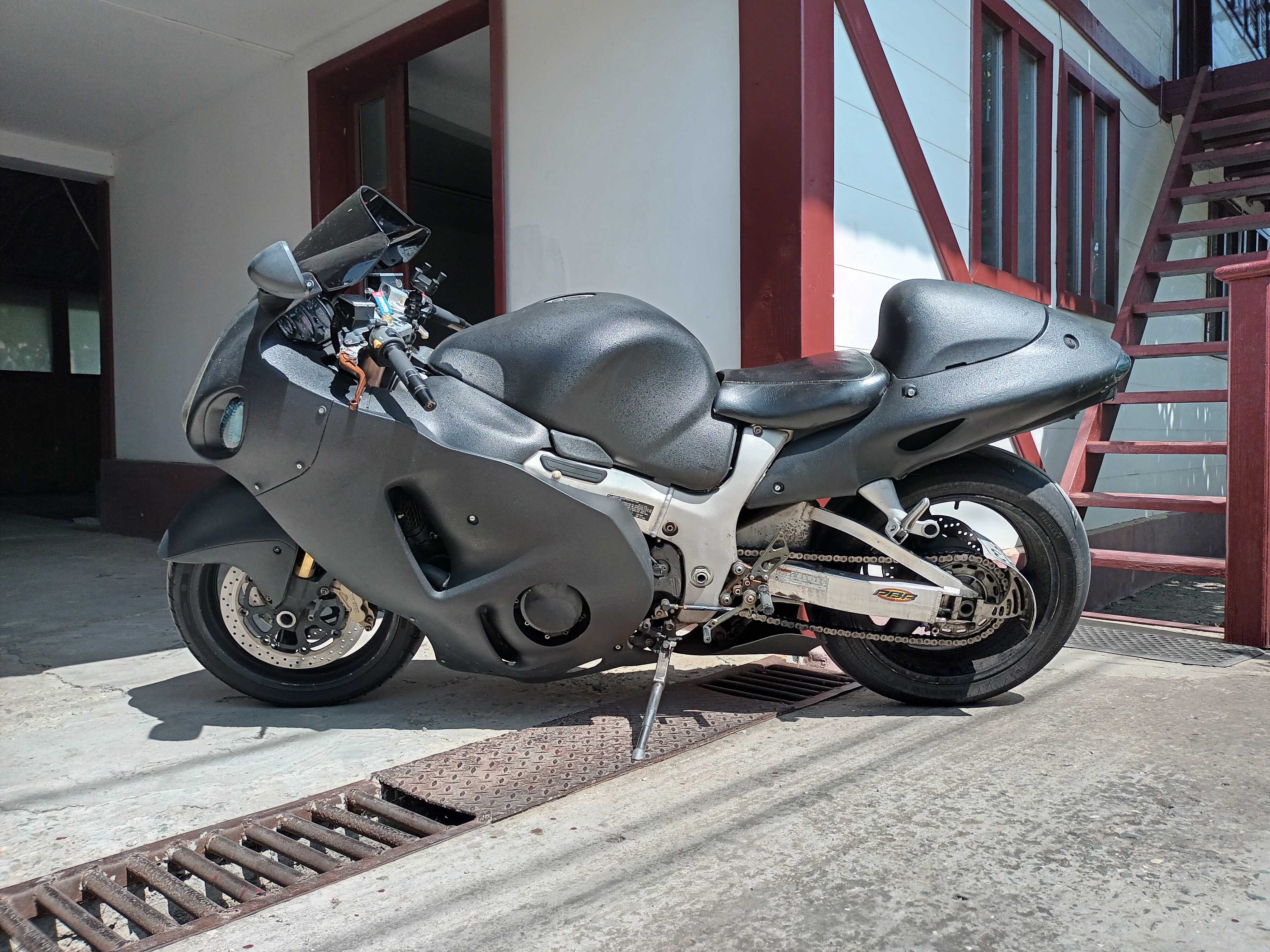 Suzuki GSX1300R Hayabusa