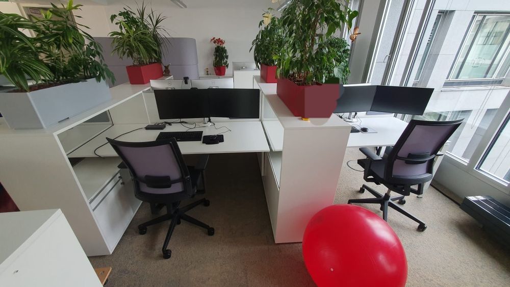 Birouri (mobilier)call center,post lucru Bene birou,Steelcase reglabil