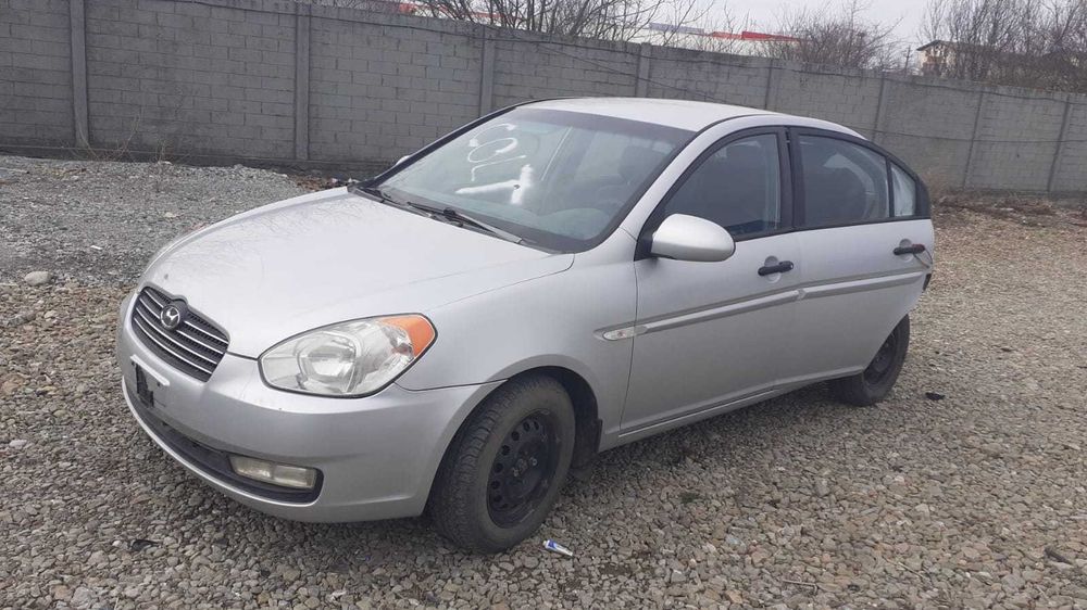 Usa stanga spate Hyundai Accent 3