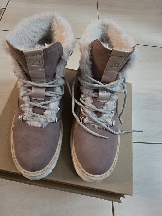 Ghete iarna imblanite pentru fete