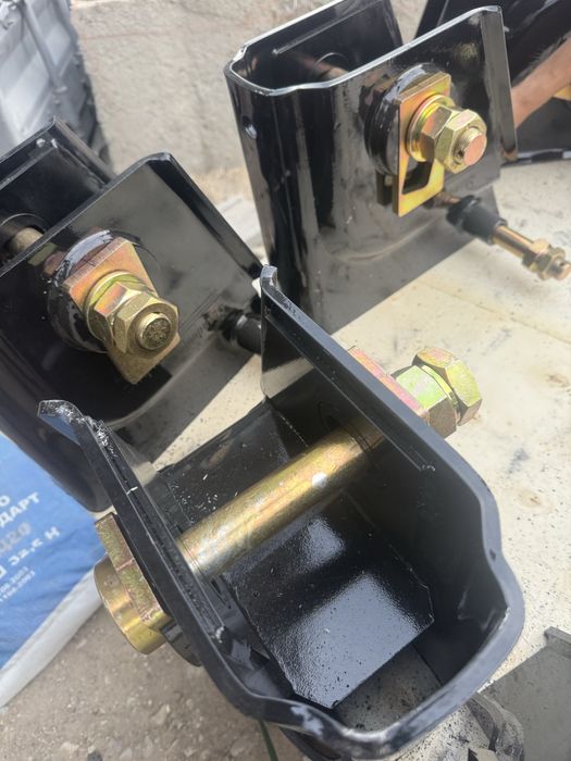 Продажа тумб на рессору под балоны 17.5, 22.5