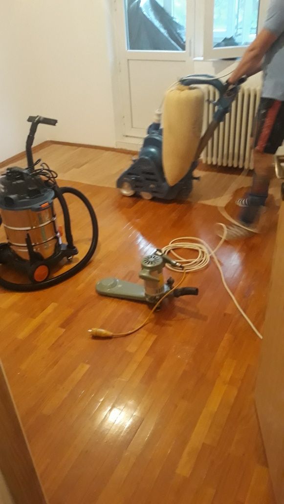 Montaj parchet Raschetare parchet recondiționare slefuire montaj parch