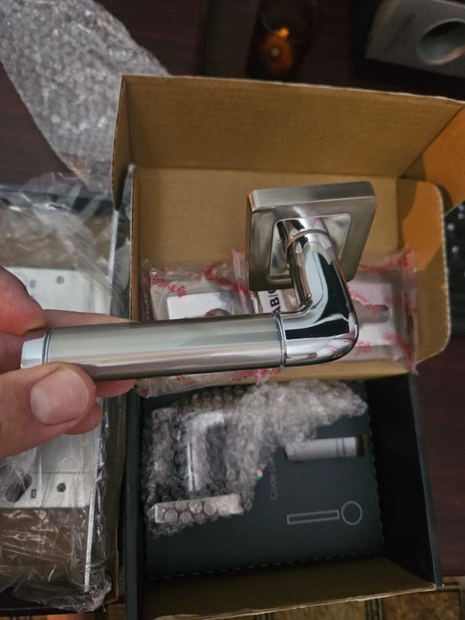 Продам новый замок