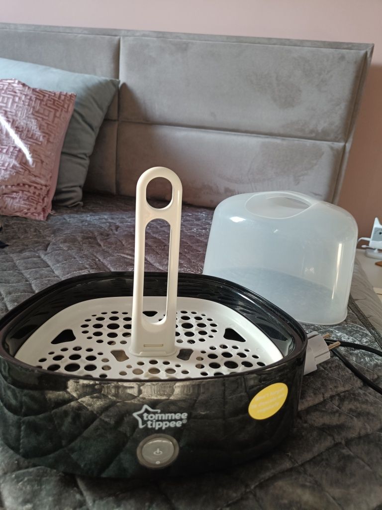 Стерилизатор Tommee Tippee