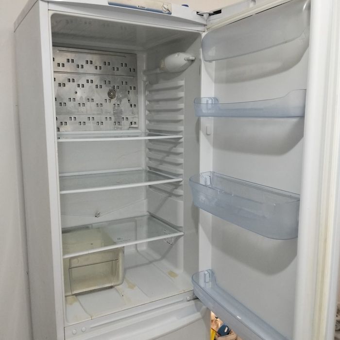 Продам холодильник в рабочем состоянии