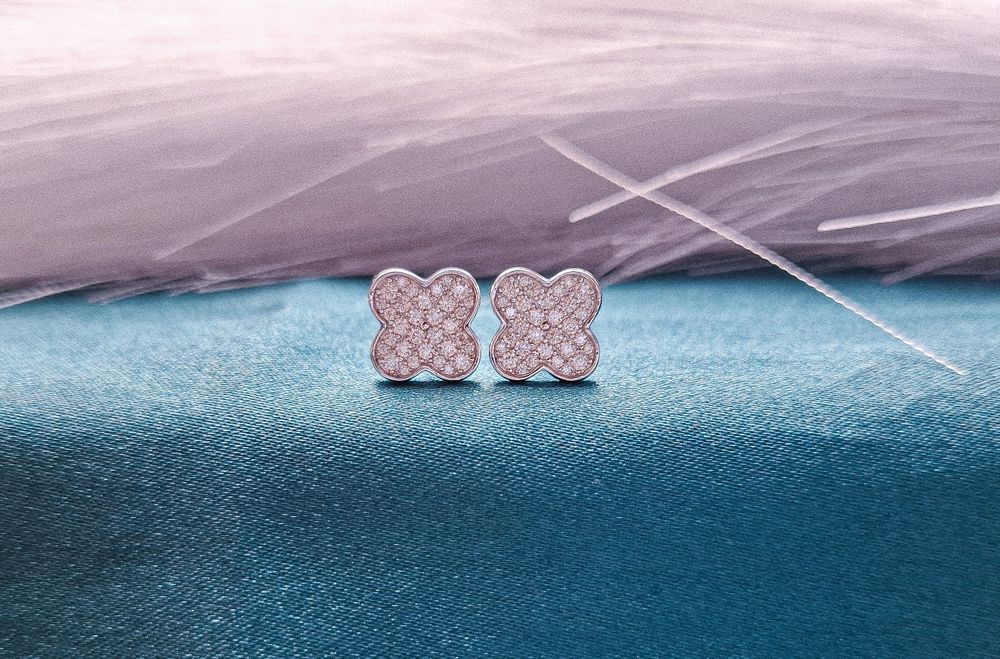 Cercei cu moissanite