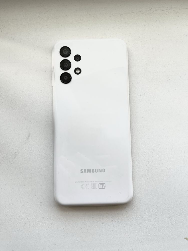Samsung Galaxy A13 4 ГБ/64 ГБ белый