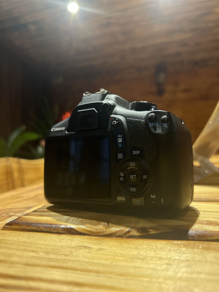 \\\КАТО НОВ///Фотоапарат „Canon EOS 1300d”