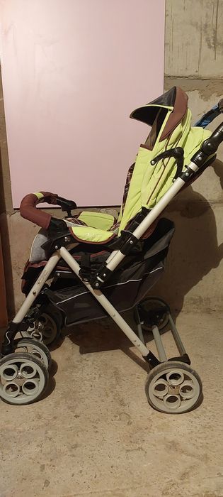 Детская коляска.