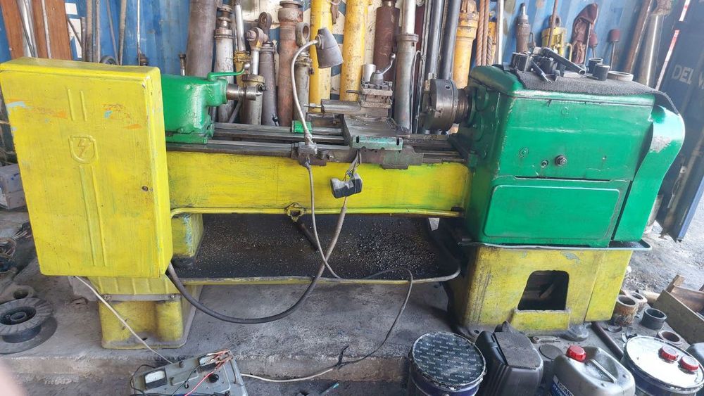 Продам токарный станок