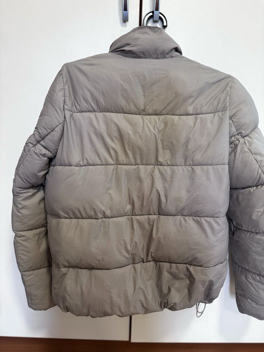 Зимно Яке Guess