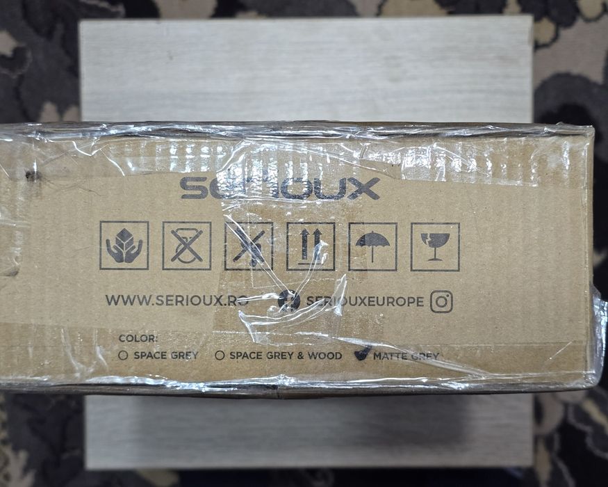 Suport birou 2 monitoare Serioux MM63-C024, 17″-32″, 9kg, argintiu