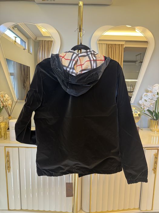 Geaca impermeabila  masuri S,M,L,XL