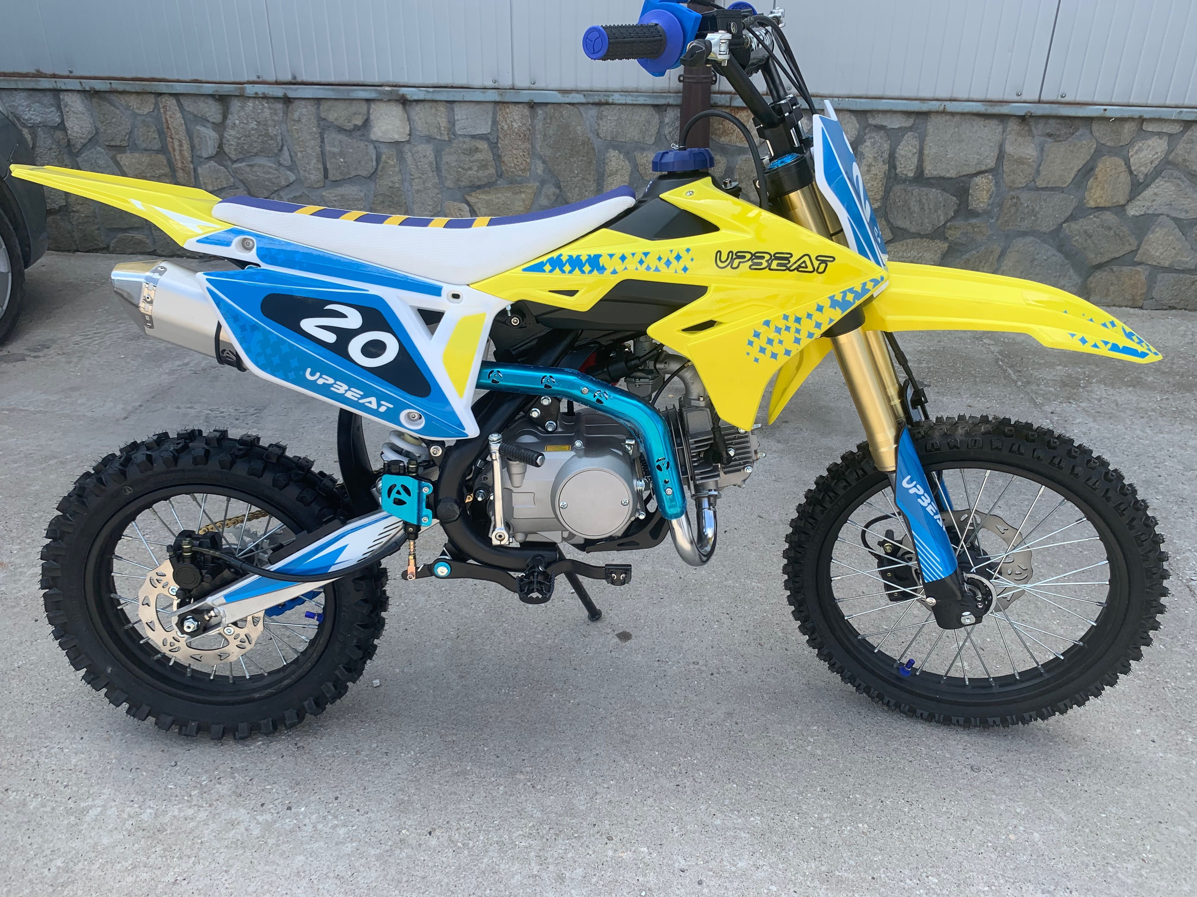 Кросов мотор 125 куб.см. Сходен със сузуки
