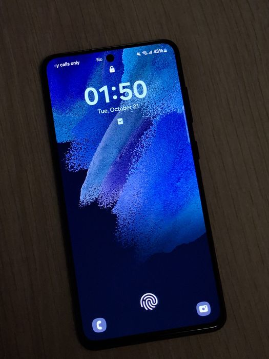 Samsung Galaxy S21 FE 5G – Stare foarte bună – 900 lei (negociabil)