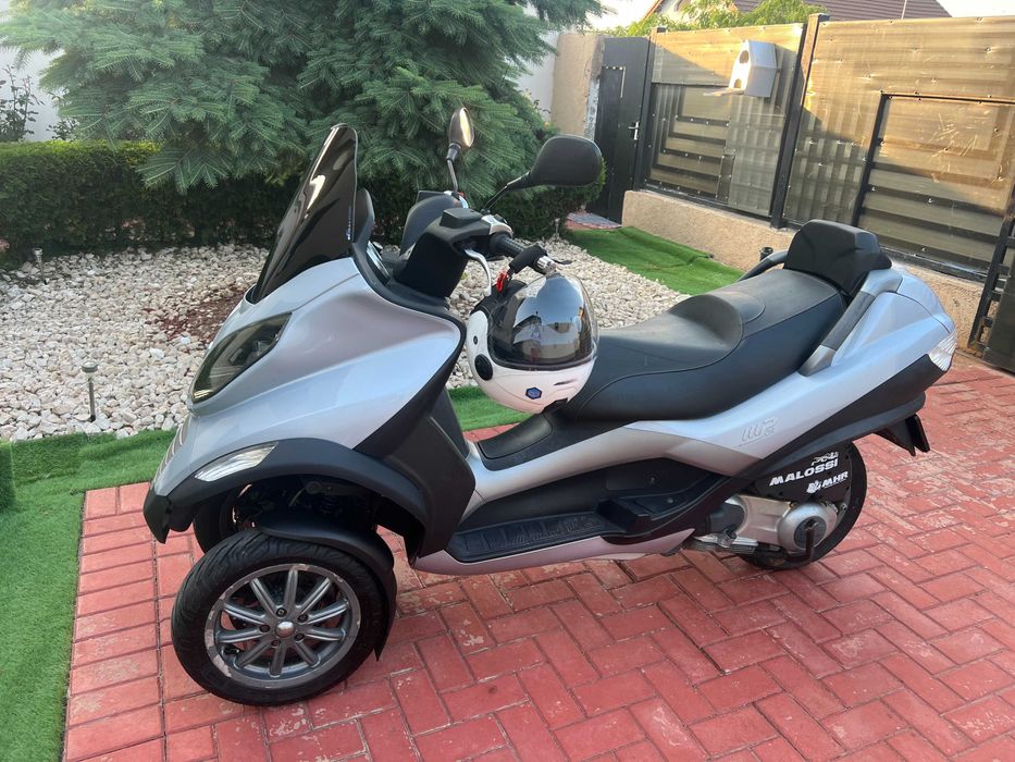 Scuter Piaggio MP3 benzina 125cm3