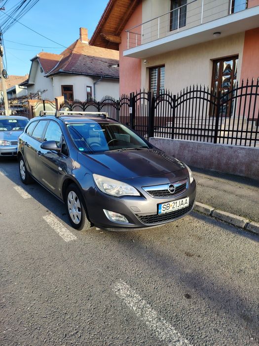 Opel Astra 2011 break