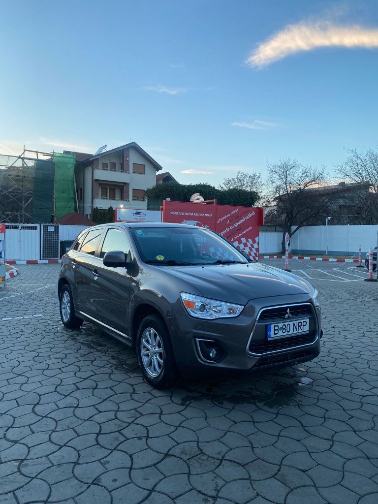 Mitsubishi Asx 2015