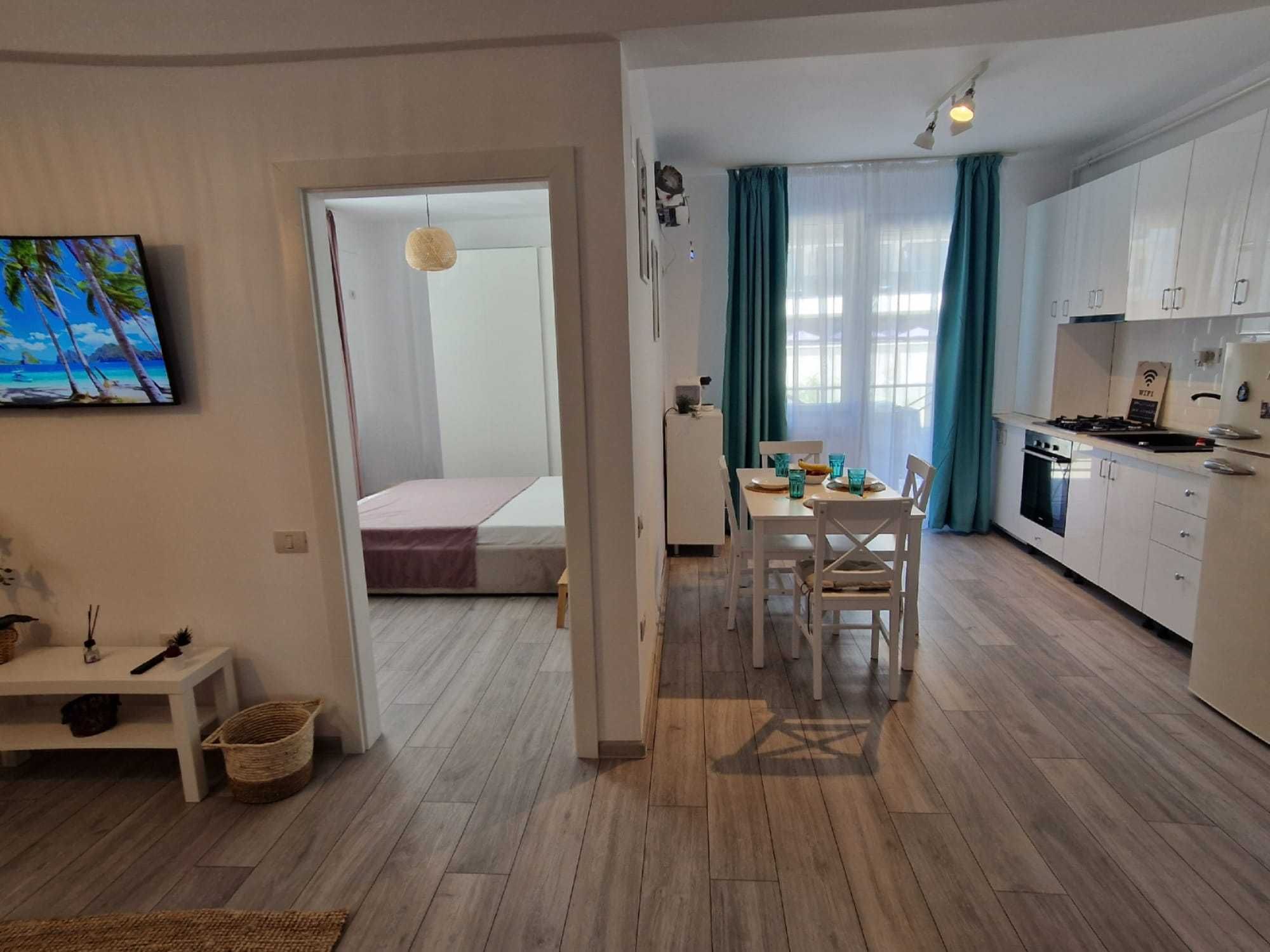 Proprietar, 2 camere Mamaia Nord 150m de plaja, Lidl, mobilat utilat