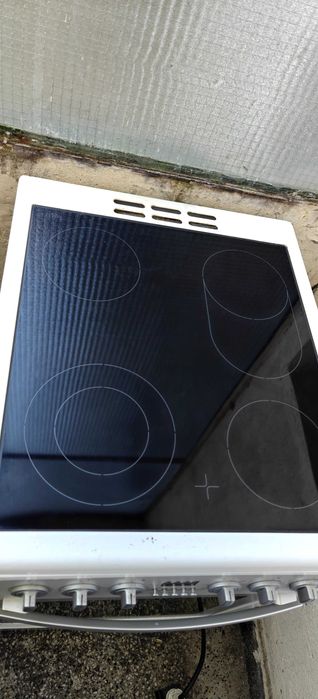 Компактна печка Blomberg