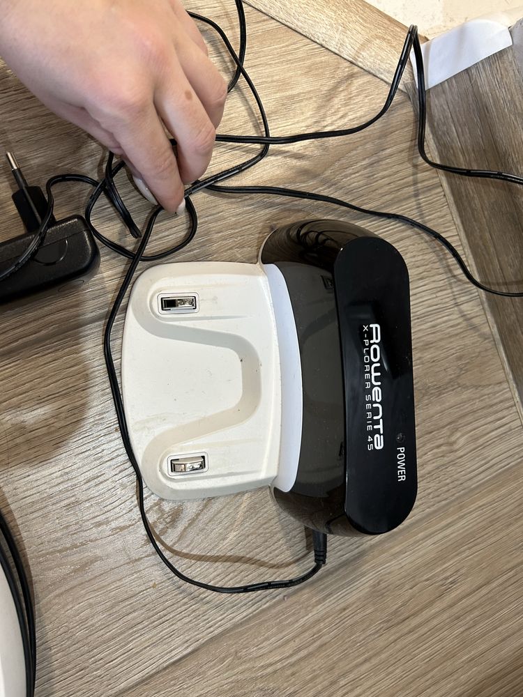 Робот  Rowenta x-plorer