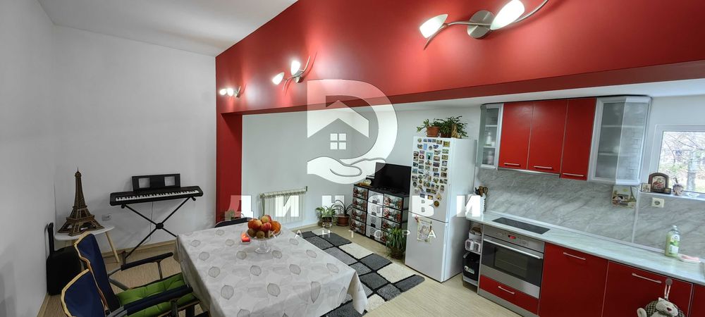 Продава се Къща в Стара Загора, Самара 1 - 80 кв.м за 1963 €/кв.м - Снимка #1