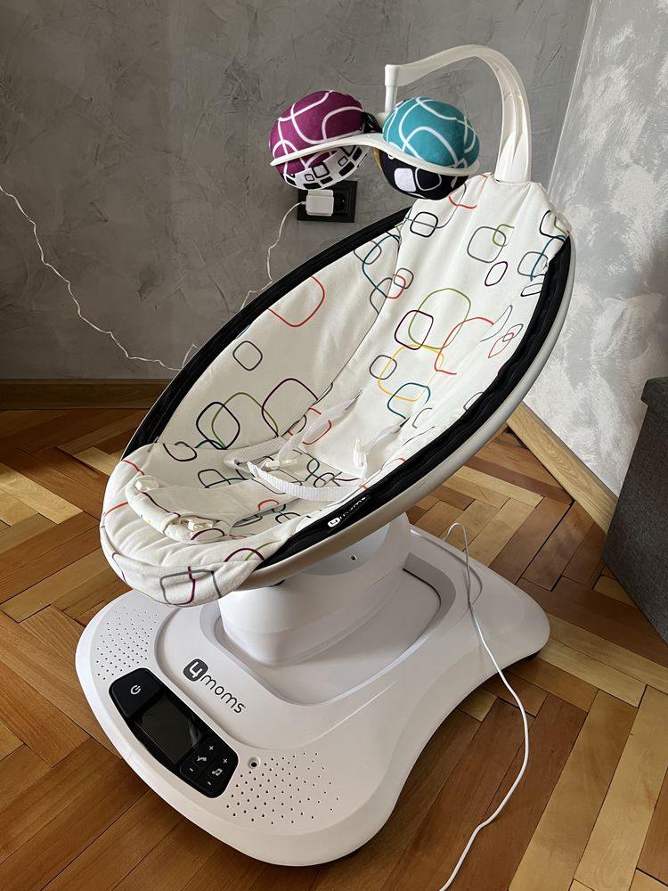 Електрическа люлка 4moms 4.0