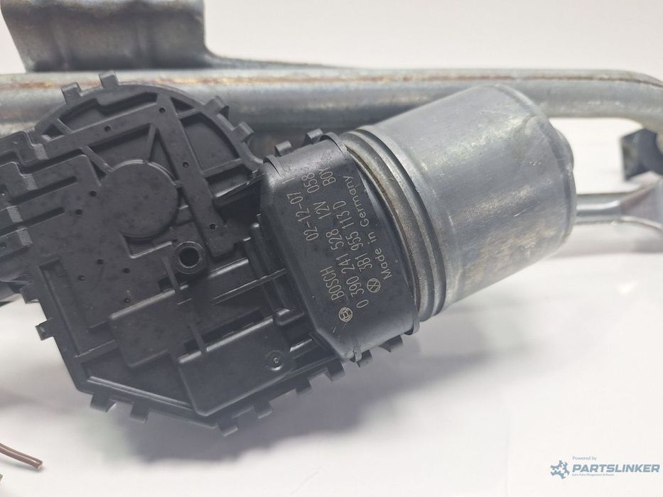 Ansamblu stergatoare VOLKSWAGEN PASSAT 3B3 2000 - 2005 1.6 1.6 ALZ BOSCH 0390241528 3B1955113D , 8D1955605B