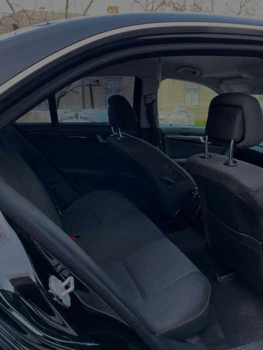 Mercedes C220 CDI anul 2011