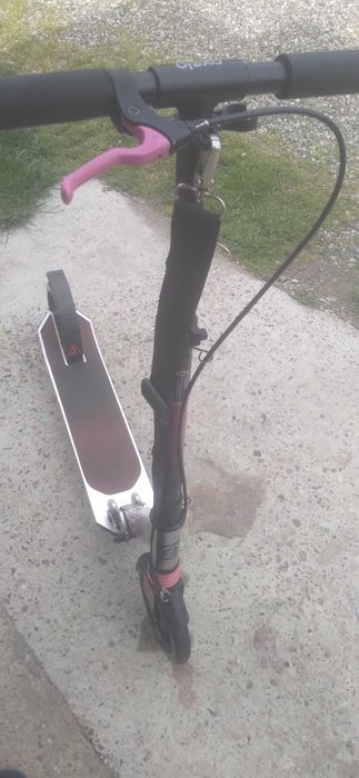 Trotineta oxelo 9 ,nu este electrica