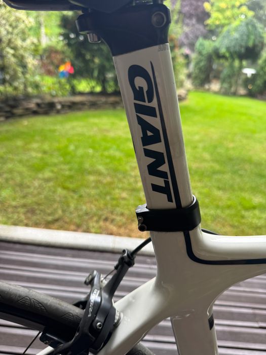 Bicicletă de șosea Giant