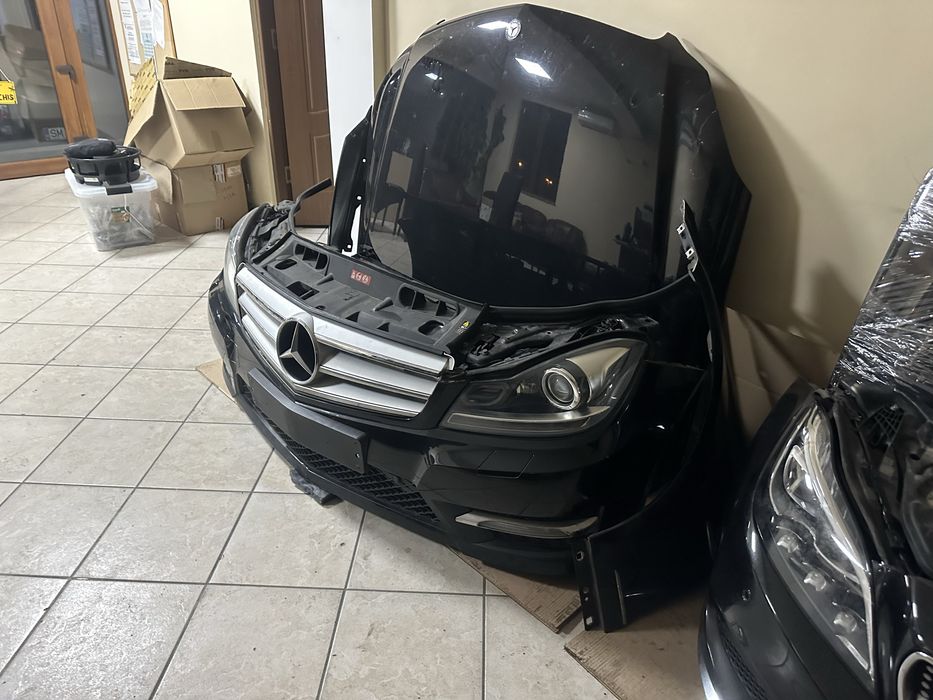 FATA COMPLETA C class W204 Facelift AMG Bara Faruri far capota trager