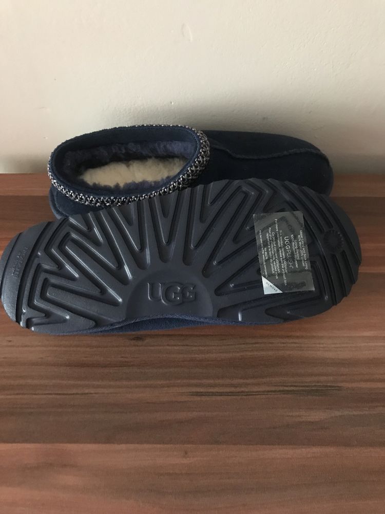 Оригинални Обувки  UGG , велур