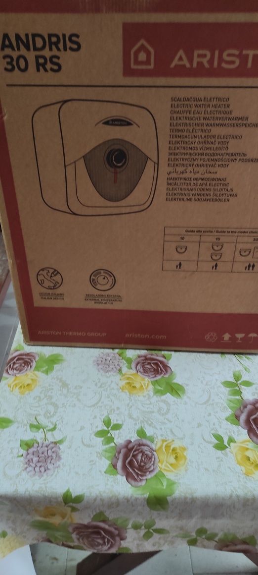 Boiler electric Ariston 30 litrii