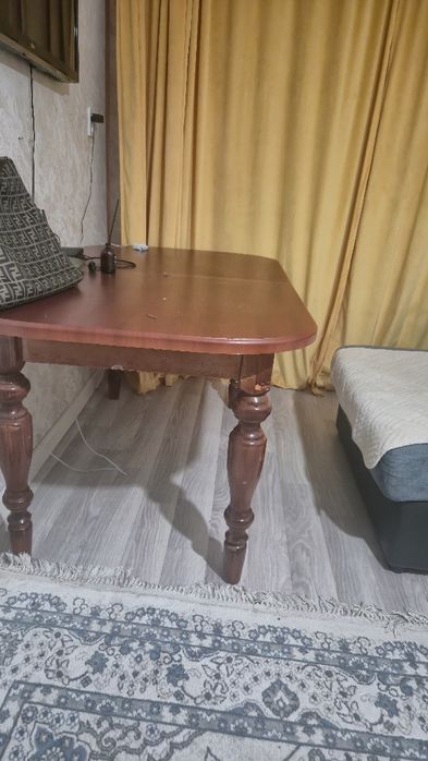 Срочно продам! Раскладной стол — отличное решение для д