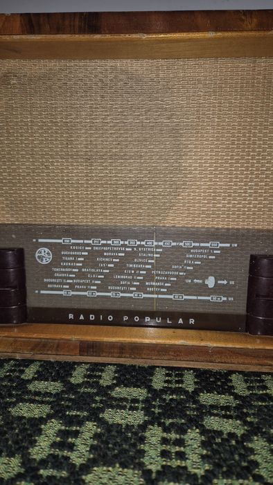 Radio vechi romanesc perioada lampi Electronica Popular