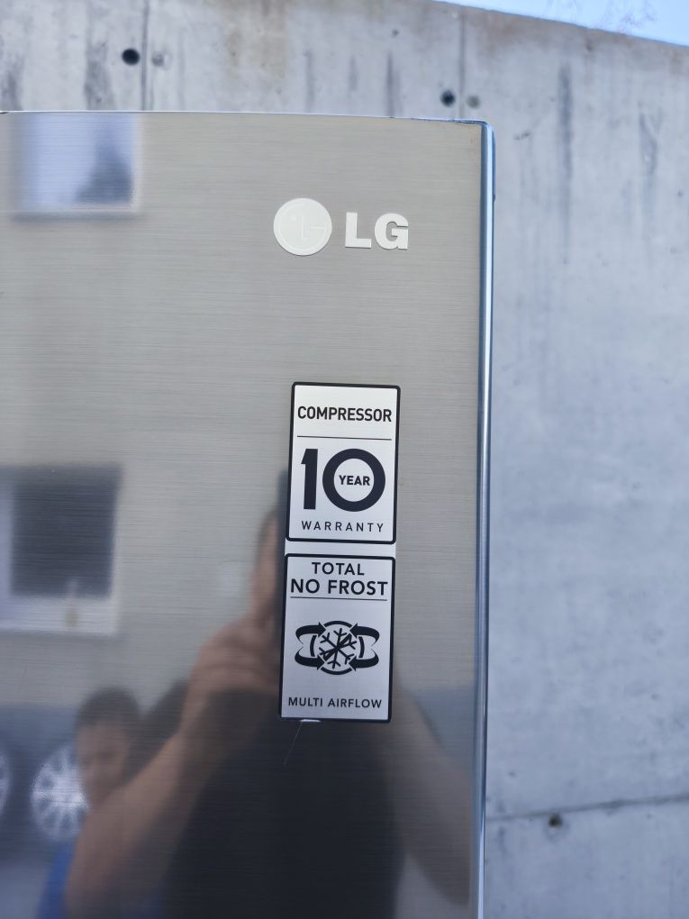 Хладилник/ци с фризер LG 1.90м TOTAL NO FROST