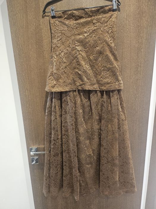 дангелена рокля кафява